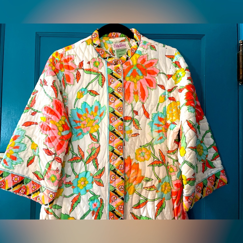 Vintage Evelyn Pearson Lounge Apparel